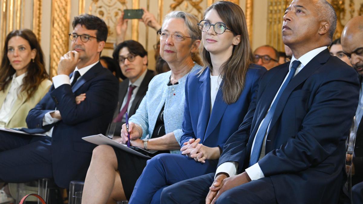 Remise du rapport des groupes de travail issus des Assises de lutte contre l'antisémitisme Remise du rapport des groupes de travail issus des Assises de lutte contre l'antisémitisme