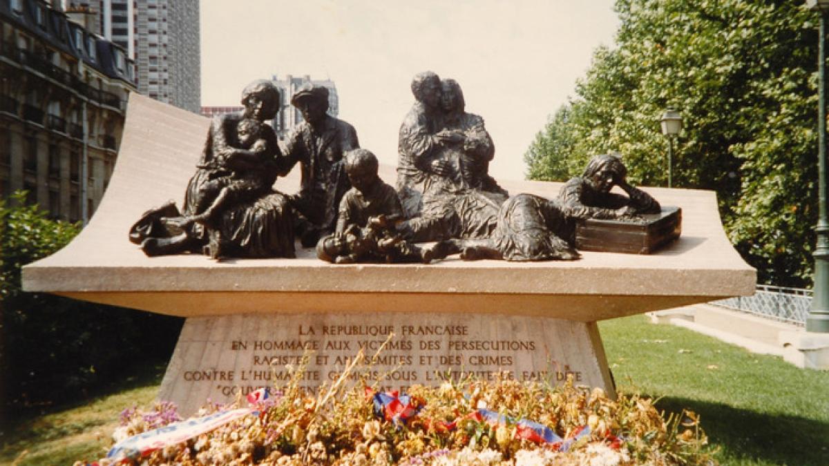Monument en hommage aux Martyrs-Juifs-du-Vélodrome-d'Hiver
